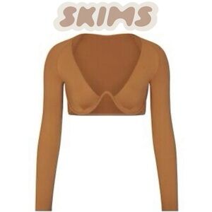 SKIMS RECYCLED SWIM
LONG SLEEVE UNDERWIRE TOP 🤎